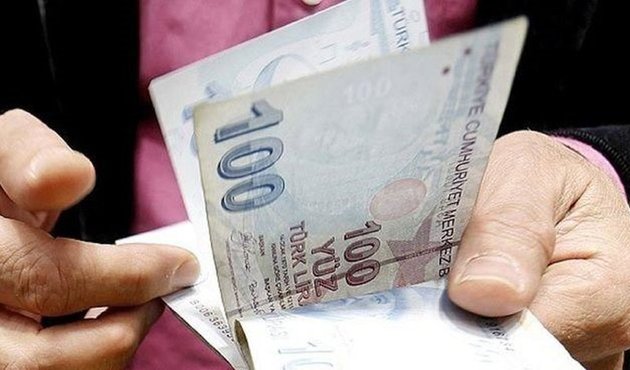 Zamlı emekli maaşları bugün yattı!