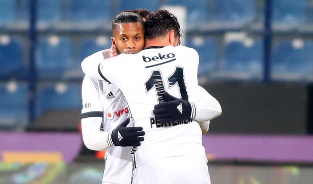 Beşiktaş başkentte yenildi ama turladı!