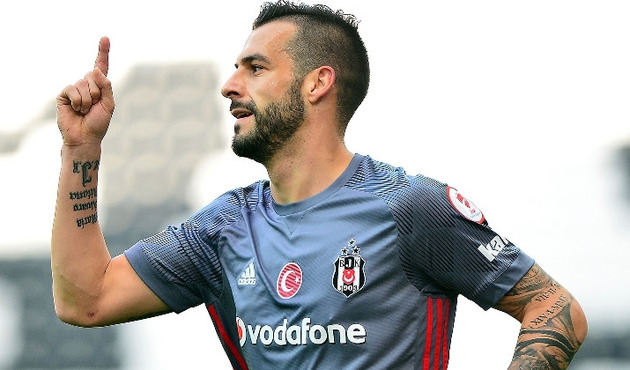 Negredo transferinde imza an meselesi!