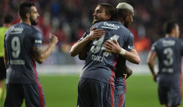 Beşiktaş gelirini artırmada rekor kırdı!