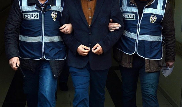 Polis başmüfettişine FETÖ ve kaçakçılıktan gözaltı...