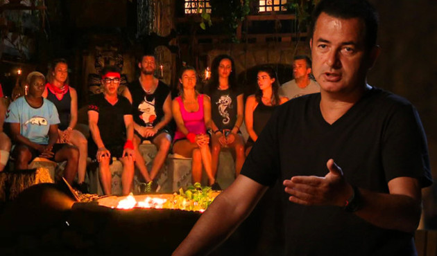 Survivor'dayken çalışanların eşyalarını çaldığını itiraf etti!