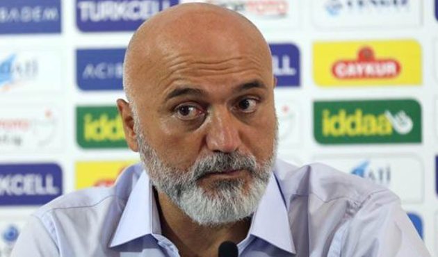 Hikmet Karaman: Kırmızı kart maçın kırılma noktası oldu!