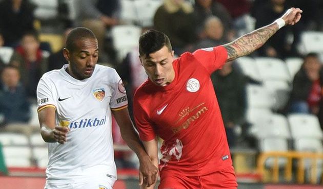 Kayserispor Antalyaspor'u kupa dışına itti!
