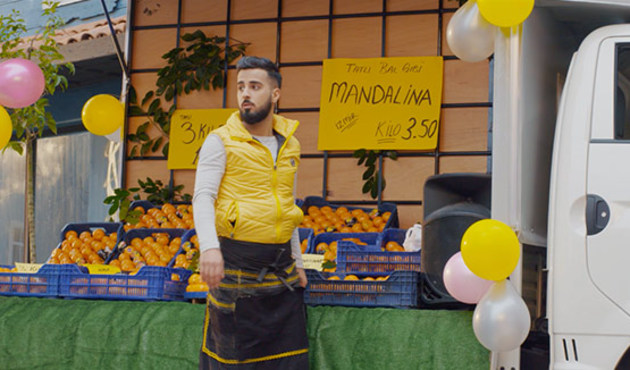 Pazarcılıktan sahnelere adım attı! / VİDEO