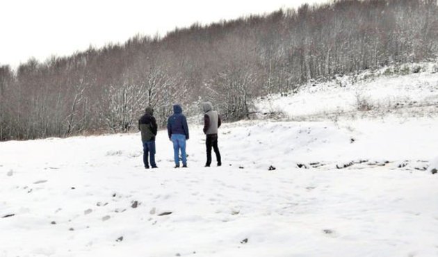 Kandıra'da tarlada 2 ceset bulundu,  başka cesetler de çıkabilir