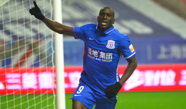 Demba Ba Süper Lig'e geri döndü