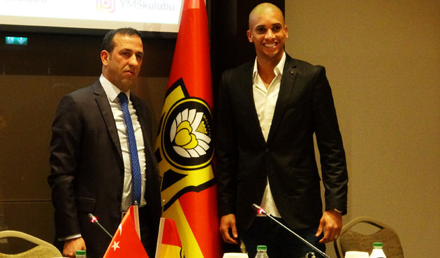 Doria resmi sözleşmeye imza attı!