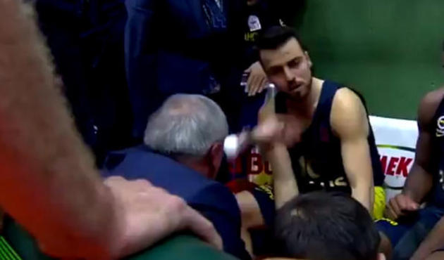 Fenerbahçe Başantrenörü Obradovic'ten tokat açıklaması