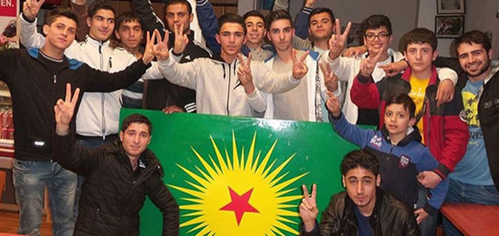 Skandal! AB fonuyla Almanya’ya gidip bu pozu verdiler