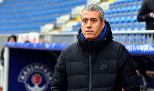 Kasımpaşa Kemal Özdeş ile yola devam edecek!