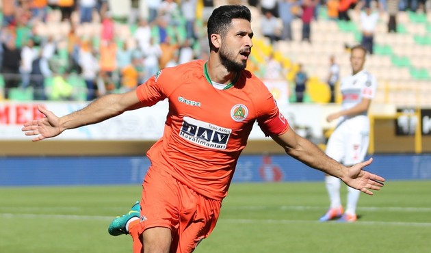 Başakşehir'den son bomba! Genç yıldızı kaptılar...