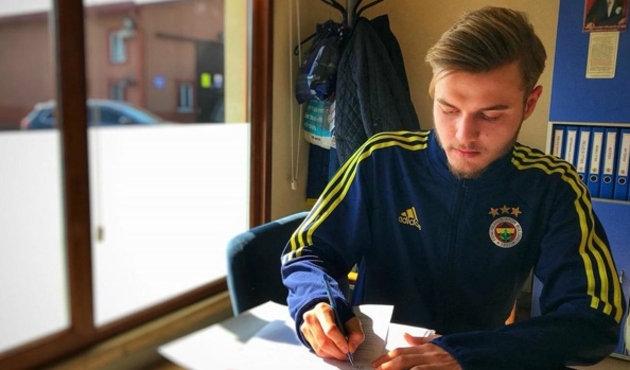 Fenerbahçe'den forvete takviye