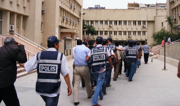 13 milyon liralık dolandırıcılık çetesine operasyon...