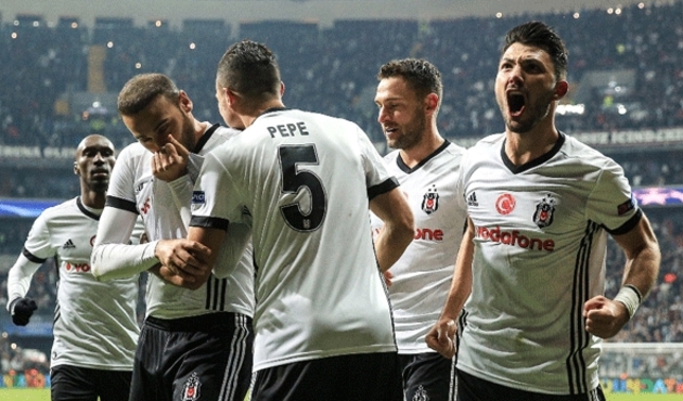 Beşiktaş'ta iki oyuncu kadroya alınmadı