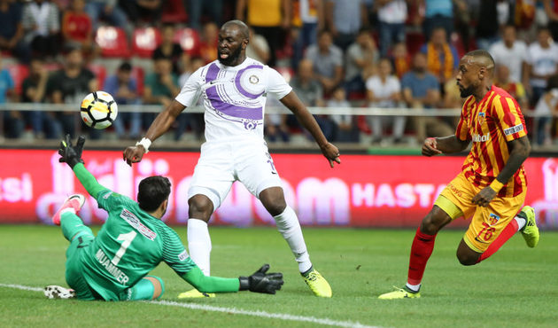 Antalyaspor Eto'o'nun yerini doldurdu
