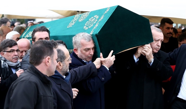 Cumhurbaşkanı Erdoğan'dan eski yardımcısına son görev...
