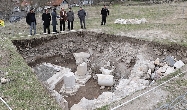 Karabük'te bin 500 yıllık kilise ortaya çıkartıldı...