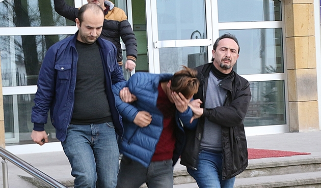 Cinsel ilişki teklif eden adamı bıçaklayarak öldürdü...