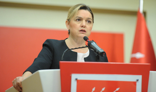 CHP'li Böke, PYD'ye terör örgütü diyemedi!