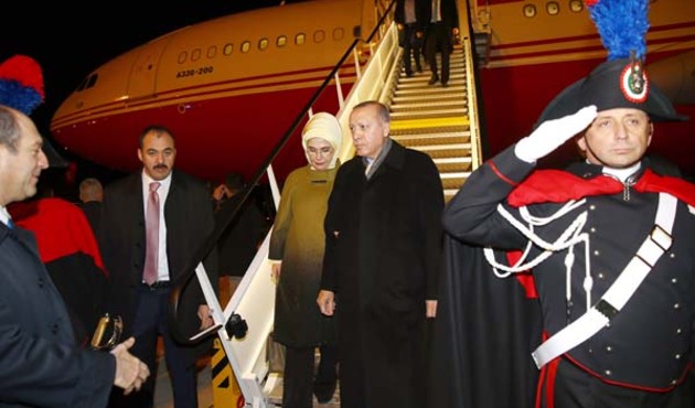 Erdoğan'a Roma'da çifte protokollü karşılama!