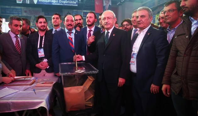 Kılıçdaroğlu'na Parti Meclisi şoku! Listesi 10 fire verdi...