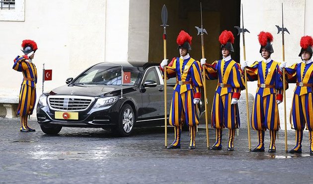 Erdoğan'ın Vatikan ziyaretinde 512 yıllık ayrıntı!