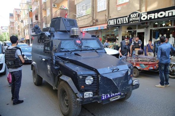 Dev operasyon! 600 polis o mahallede...