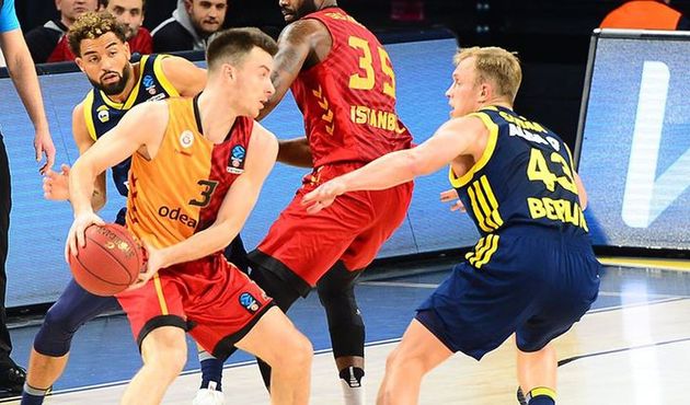 Cimbom potada havlu attı!