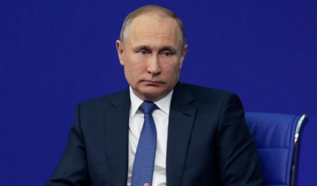 Putin yeniden devlet başkanlığı için aday!