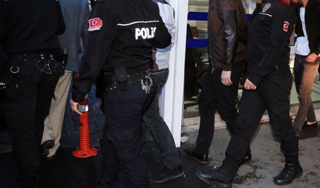 İstanbul'da ünlü mafya çetesine operasyon!