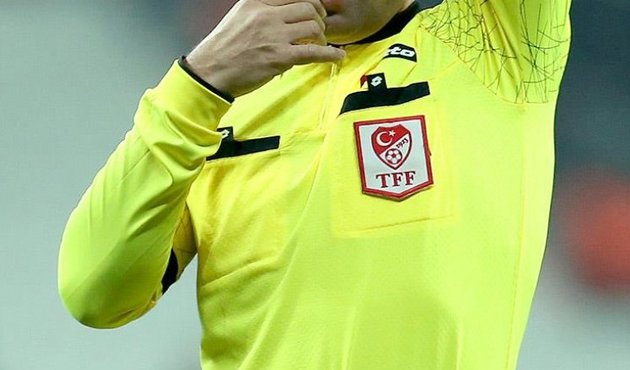 Fenerbahçe - Başakşehir derbisinin hakemi belli oldu!