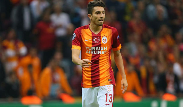 Galatasaray'a Alex Telles müjdesi!