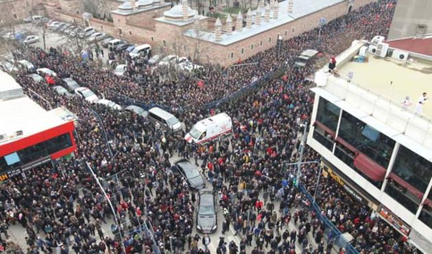 Çukurca şehidini binlerce kişi uğurladı!