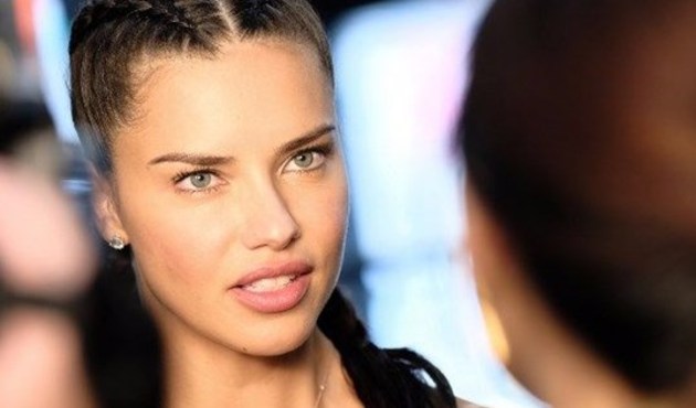 Adriana Lima'dan çok konuşulacak Survivor paylaşımı!