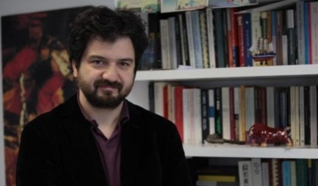 Abdulhamit Kırmızı ile tarih okumaları...