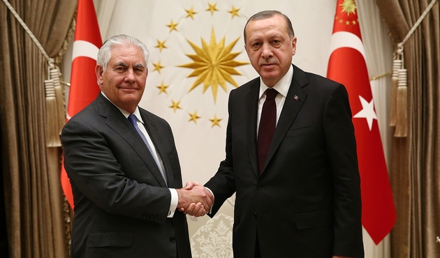 Cumhurbaşkanı Erdoğan, Tillerson ile görüştü...