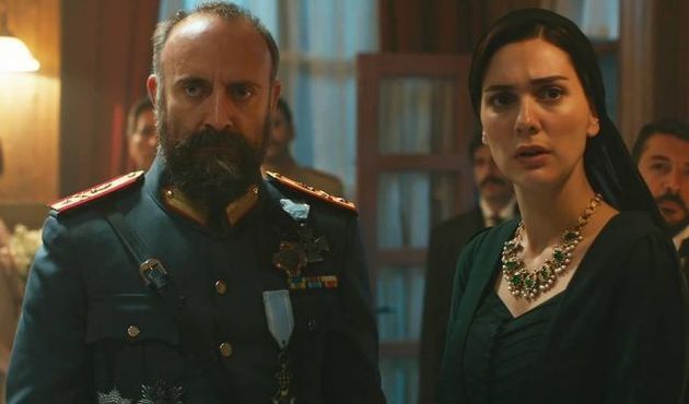 Vatanım Sensin'de şoke eden ayrılık!