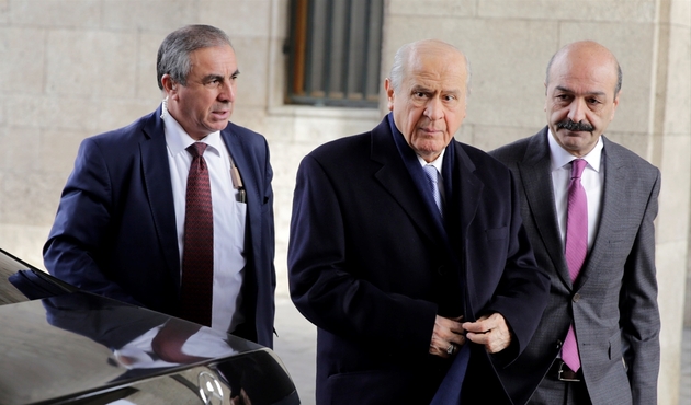 Bahçeli'nin vatana ihanet etme ihtimalini sevmişlerdi!
