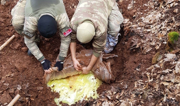 PKK'nın patlayıcı imalathanesine operasyon...