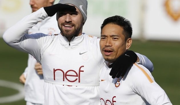Nagatomo göz dolduruyor!