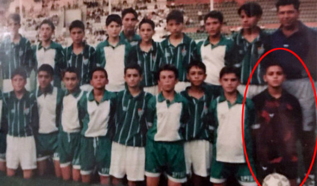 Bu fotoğraftaki çocuk şimdilerde genç kızların sevgilisi!