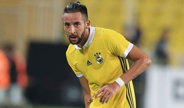 "Gerekirse sol bek bile oynarım"