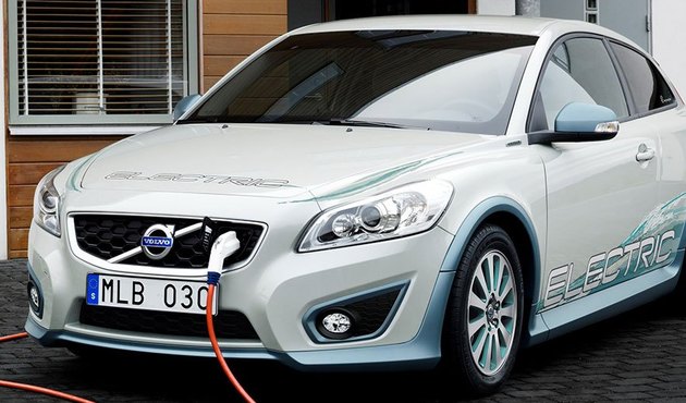 Maliye Bakanlığı'ndan elektrikli otomobiller için flaş karar!