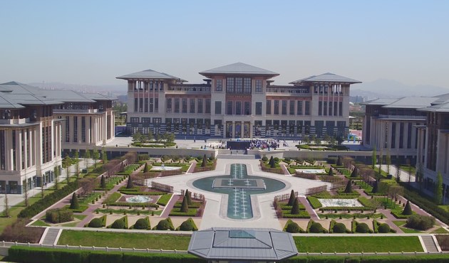 Külliye'de sürpriz buluşma! Erdoğan o lideri kabul etti...