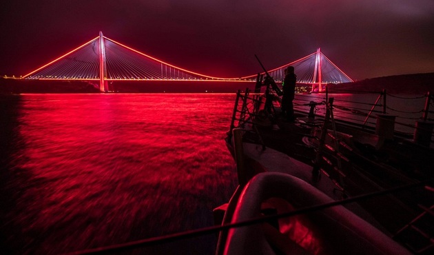 ABD donanmasından dikkat çeken İstanbul paylaşımı!