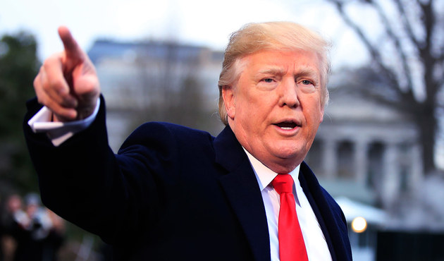 Trump'tan ilginç savunma önerisi: Öğretmenleri silahlandıralım!