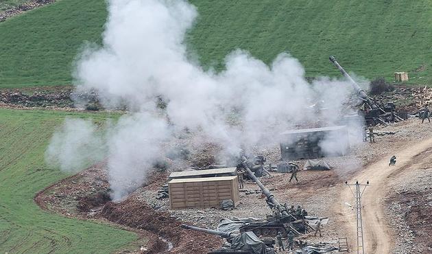 Fırtına obüsleri Afrin'deki teröristlerin kabusu oldu!