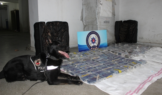 Erzincan'da 98 kilogram eroin ele geçirildi...