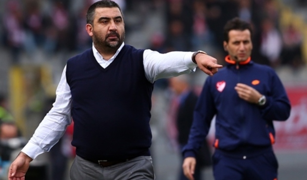 Ümit Özat'ın sihirli değneği!